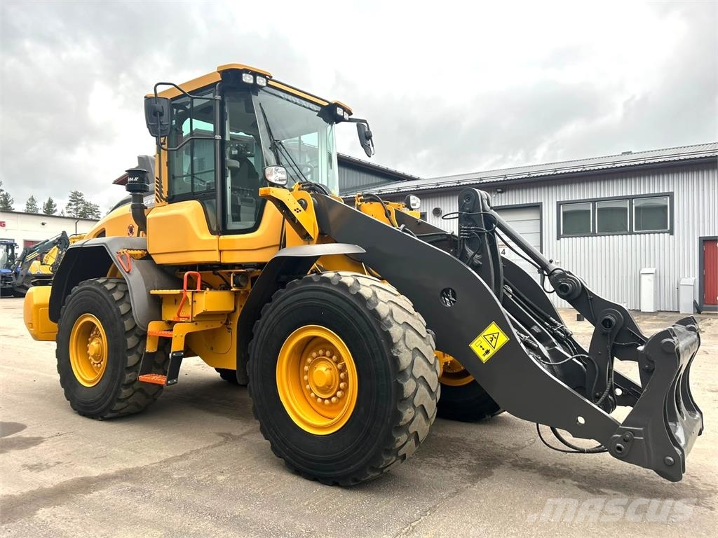 Volvo L70H LONG BOOM, STAGE 5, VÄHÄN AJETTU Cargadoras sobre ruedas