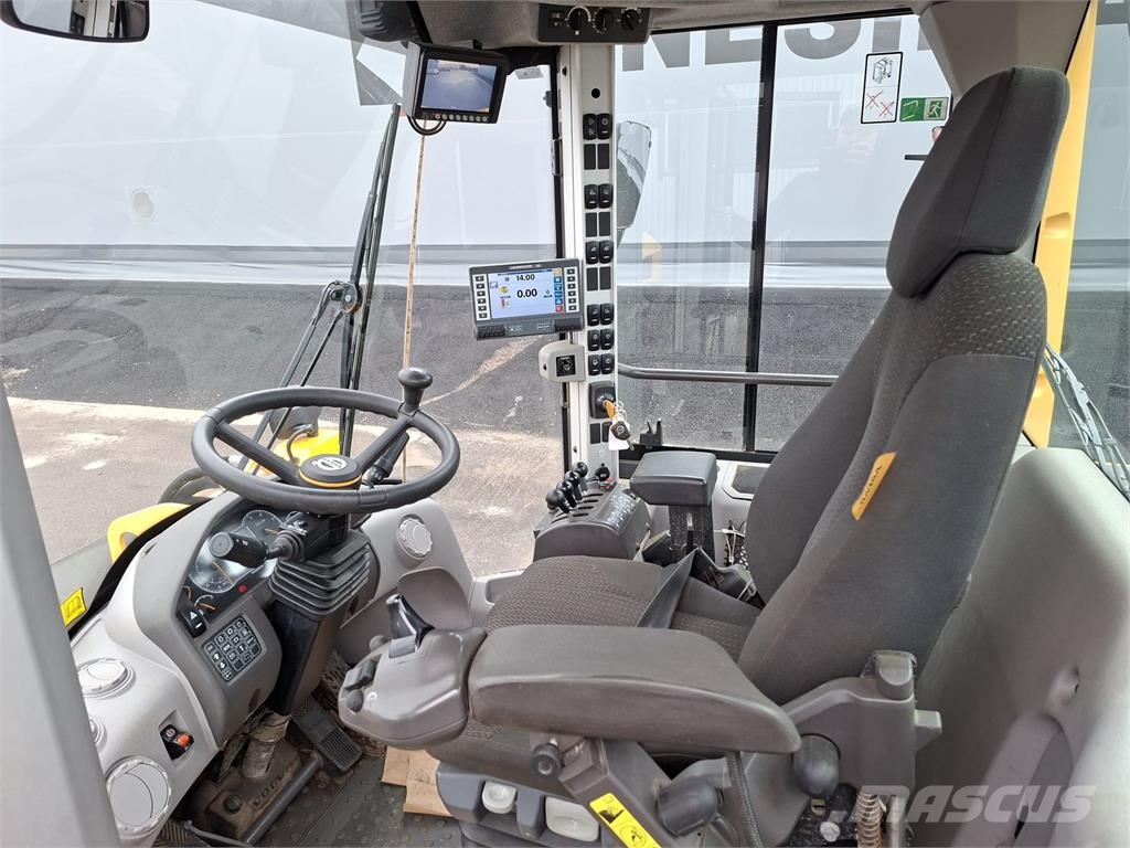 Volvo L70H LONG BOOM, STAGE 5, VÄHÄN AJETTU لوادر بعجل