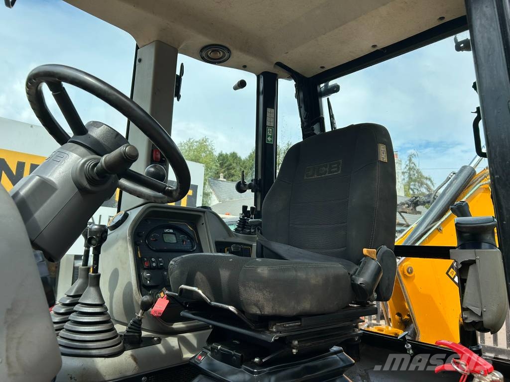 JCB 3 CX Compact Buldoexcavatoare