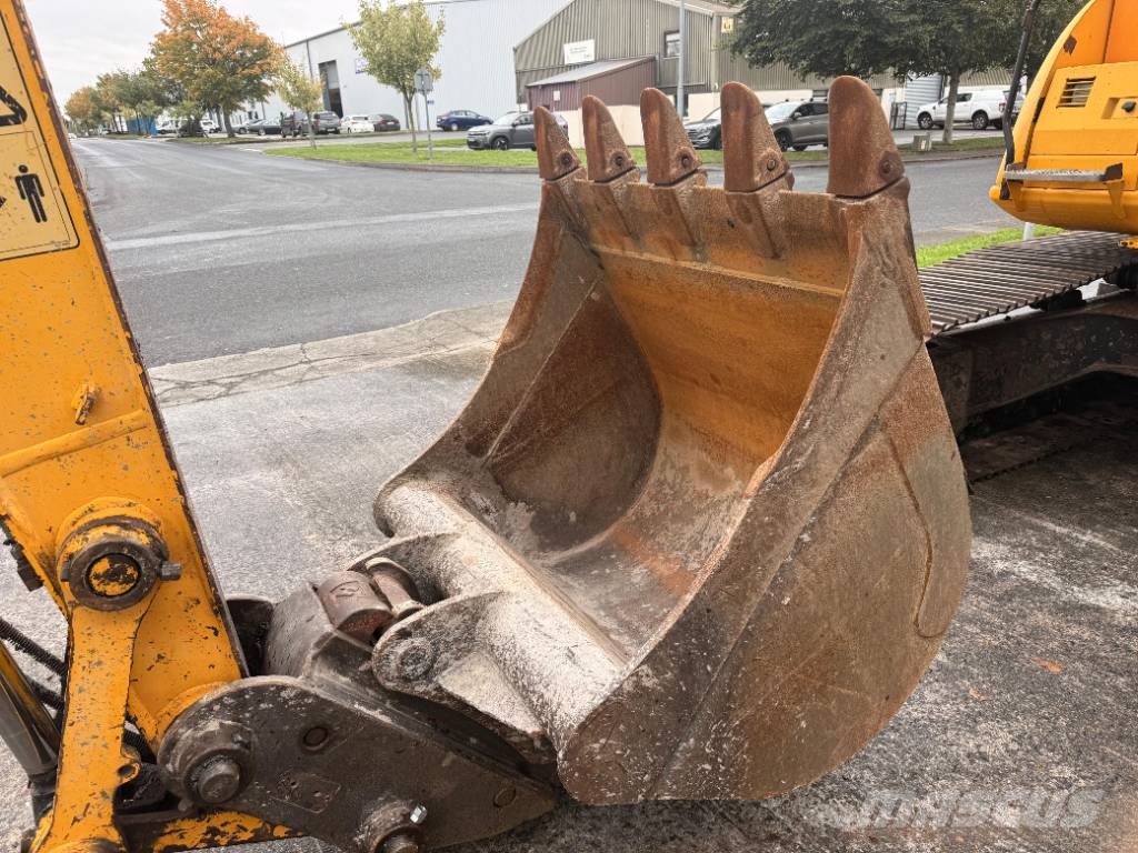 JCB JS 145 LC حفارات زحافة