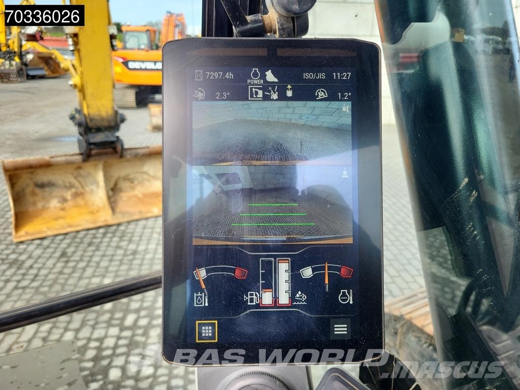 CAT 320 07C حفارات زحافة