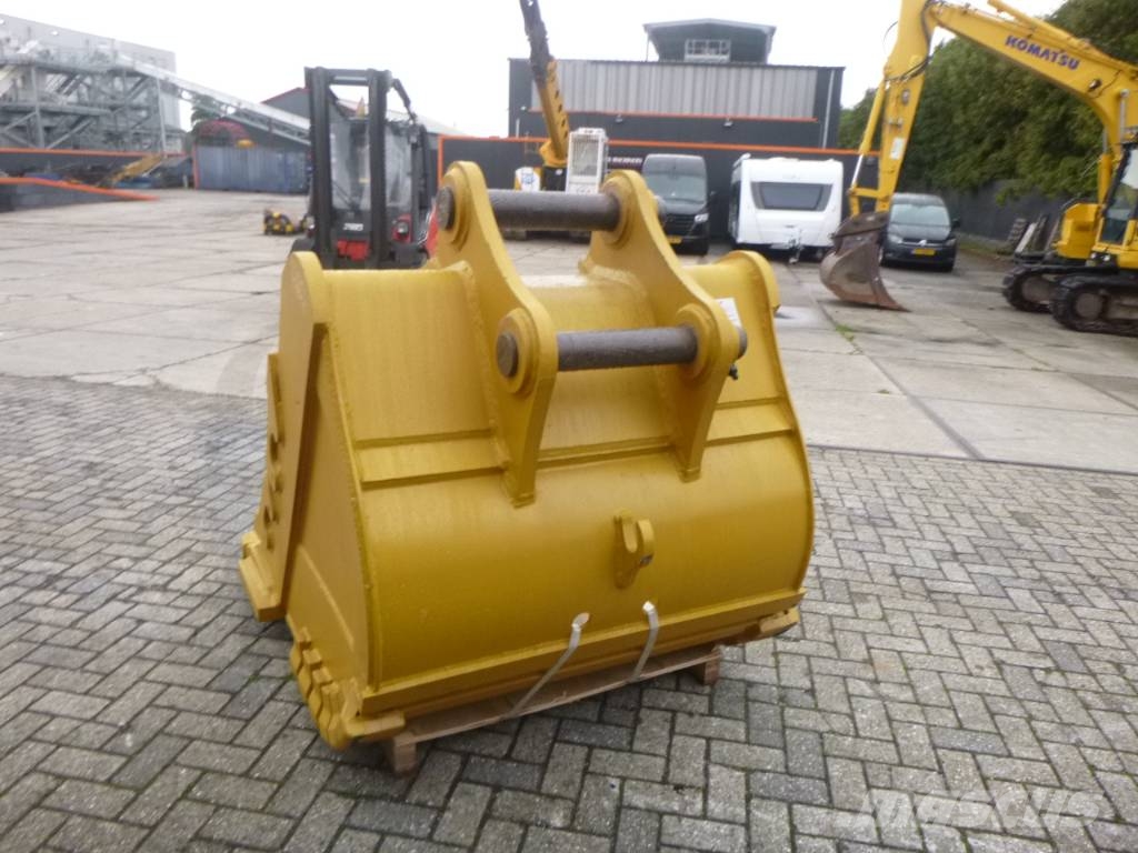 LYALS CAT 330DL & CAT 336DL Kašike / Korpe