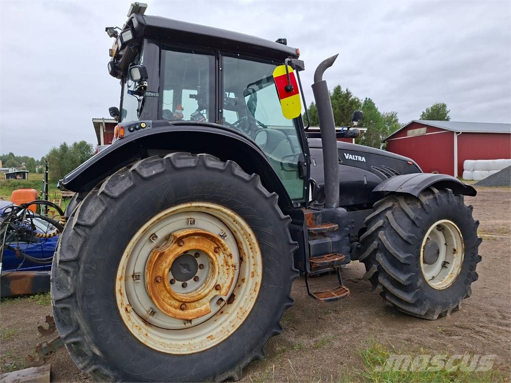 Valtra T193 Tractores