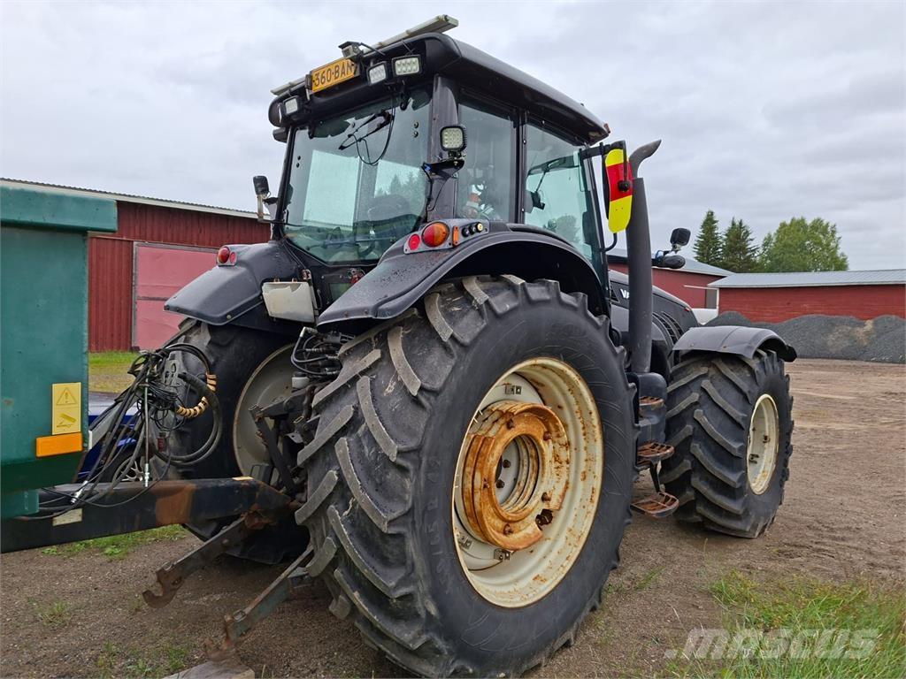 Valtra T193 Tractores