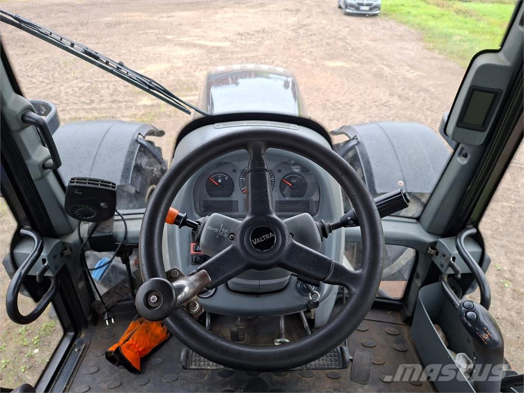 Valtra T193 Tractores