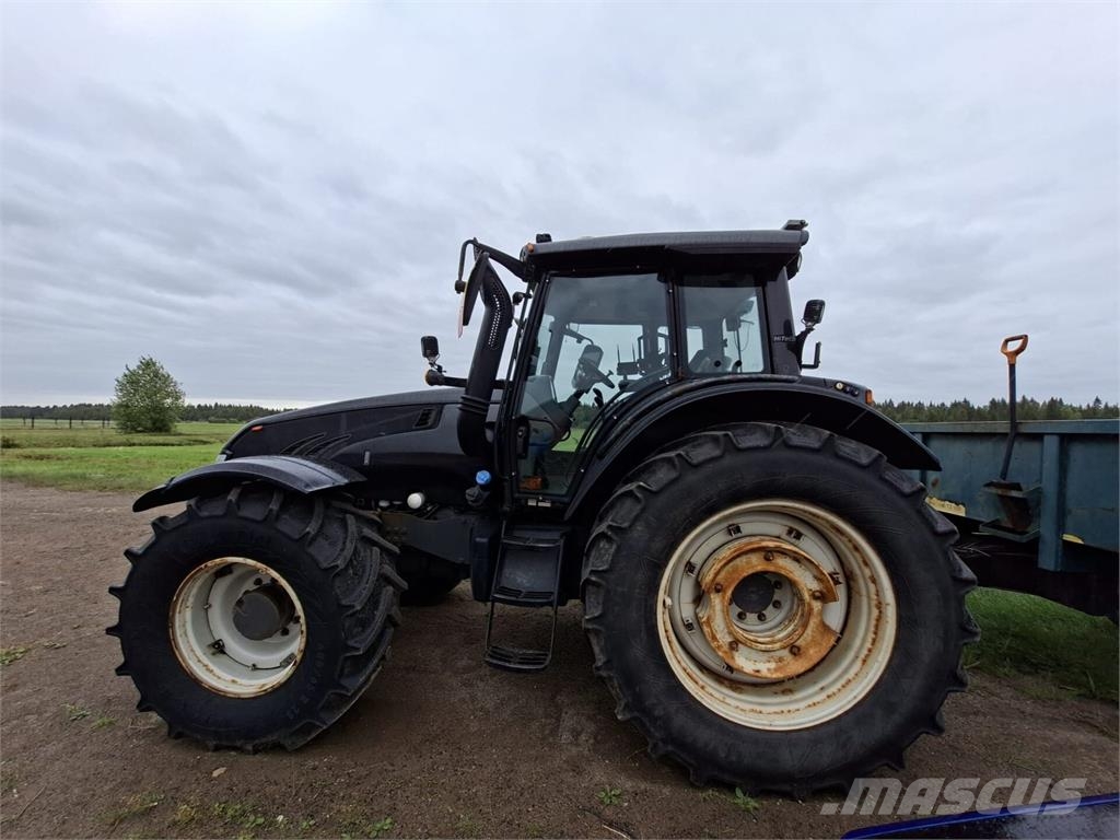 Valtra T193 Tractores