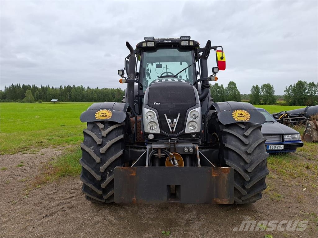 Valtra T193 Tractores