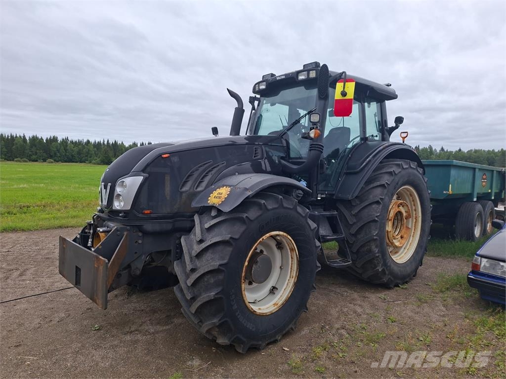 Valtra T193 Tractores