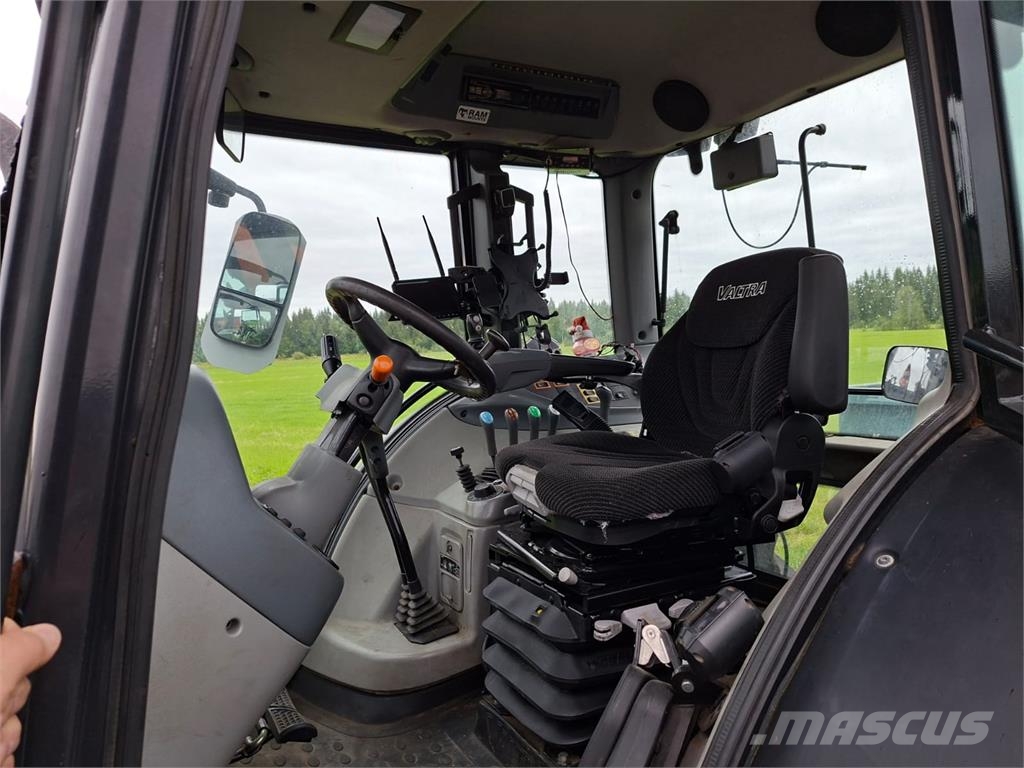 Valtra T193 Tractores