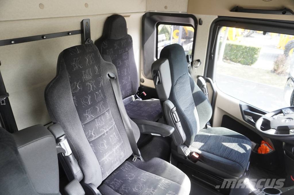 Mercedes-Benz Actros 2540 6×2 / 90 tho. km! / NEW GALVANIZED tow Camiones portamaquinaria