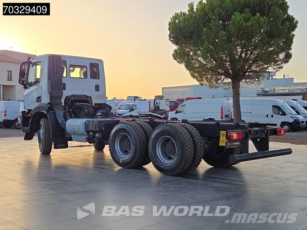 Iveco T-Way 460 6X4 NUEVO! Chasis 6x4 Suspensión Ballest شاحنات بمقصورة وهيكل