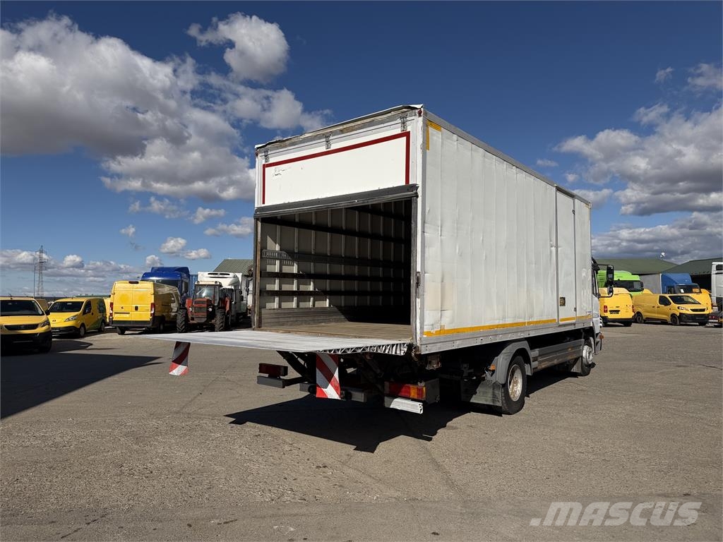 Mercedes-Benz Atego VIN 830 Furgons
