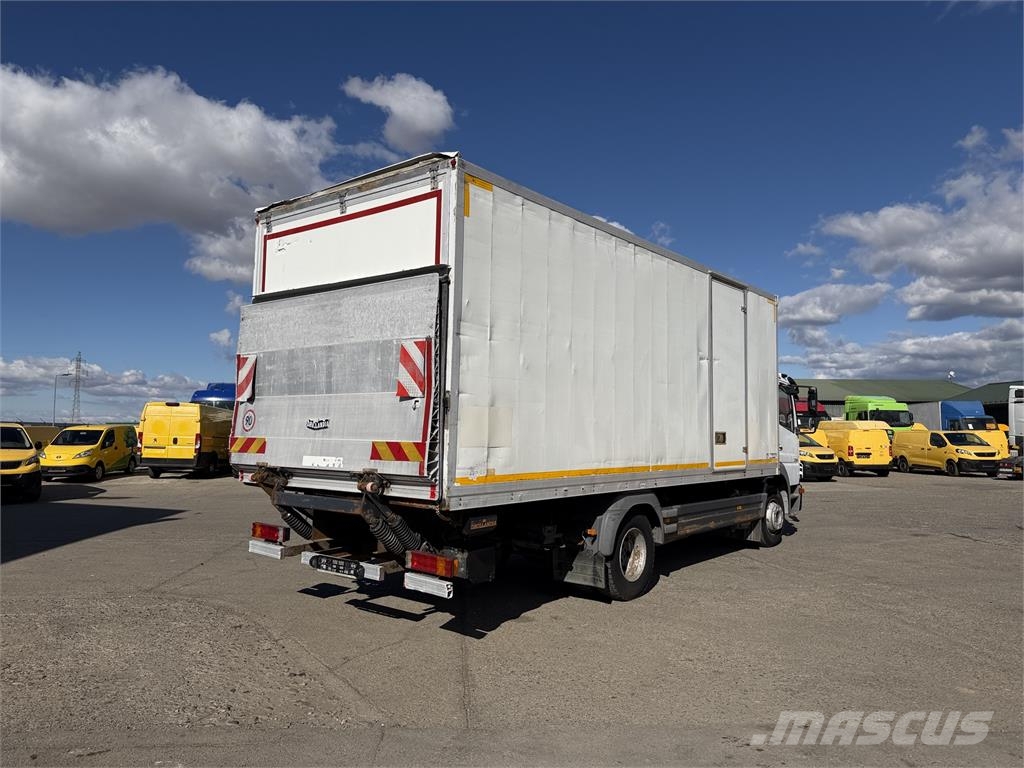 Mercedes-Benz Atego VIN 830 Furgons
