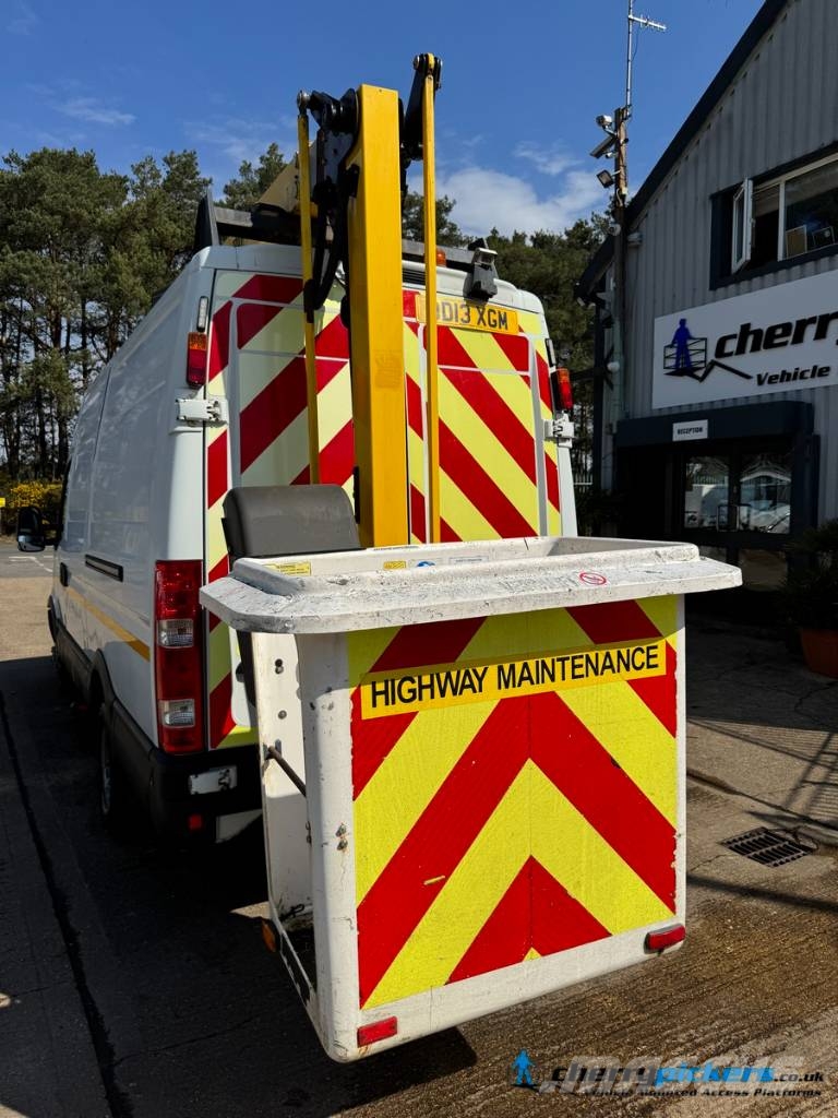 Iveco Daily Versalift ET38 Cherry Picker المنصات الهوائية المثبتة على شاحنة
