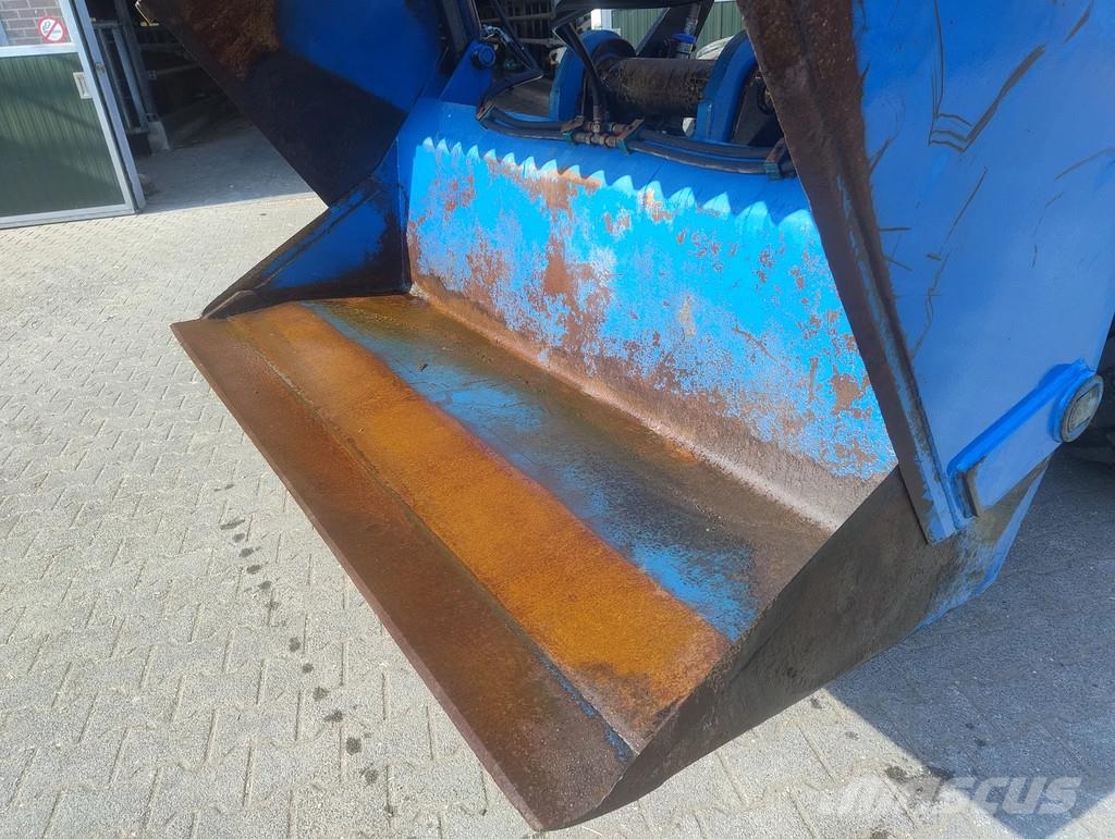 AP Np2200Db kuilsnijbak kuilhapper Other livestock machinery and accessories