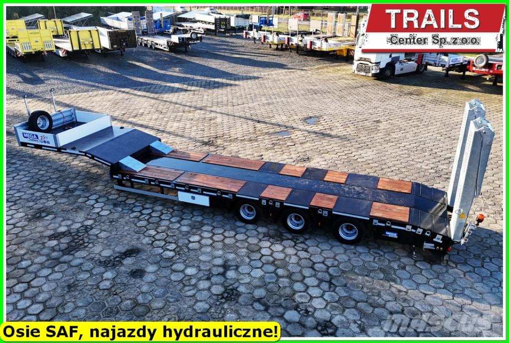 Mega Lowbed 3 axle, DMC 54,0 T, hydraulic ramps, PTO Diepladers