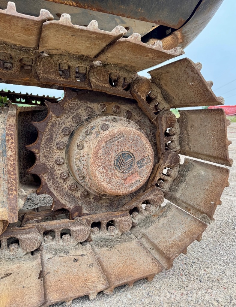 JCB JS 220 LC 大型油圧ショベル12t以上(パワーショベル・ユンボ)