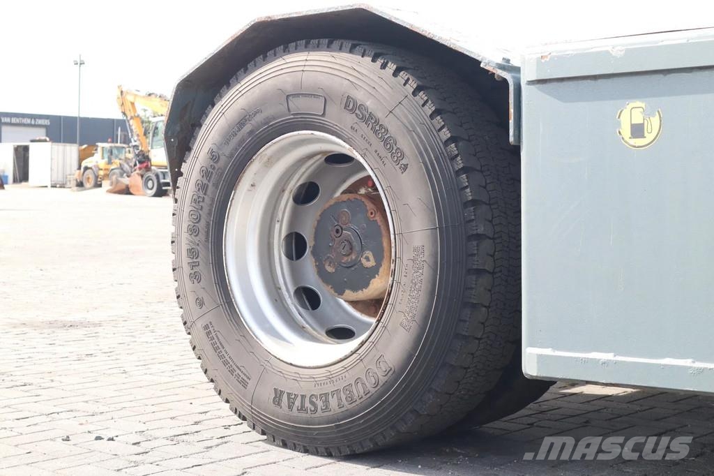 Mafi R332 | 4X4 | 32 TON | ROTATING SEAT Terminalni tegljači