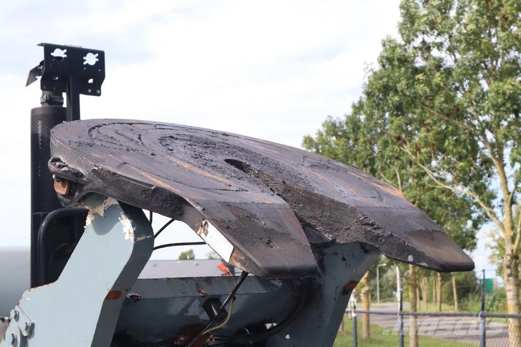 Mafi R332 | 4X4 | 32 TON | ROTATING SEAT Terminalni tegljači