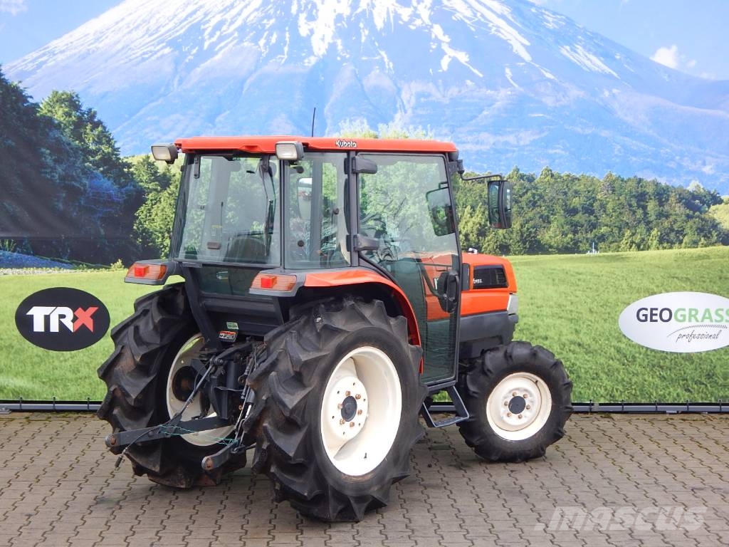 Kubota KL 33 Manji traktori