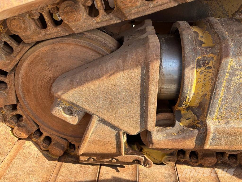 CAT D 6 LGP RIPPER VALVE Crawler dozers