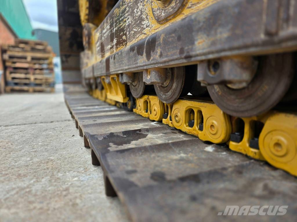 CAT D 5 LGP Bouteurs sur chenilles