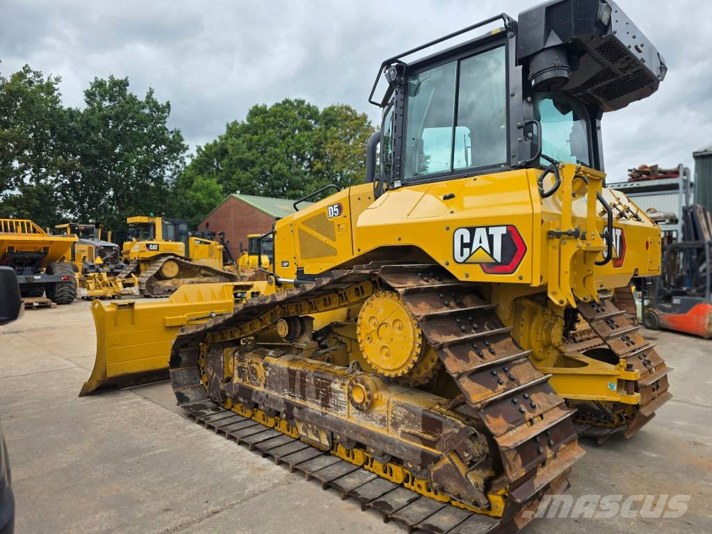 CAT D 5 LGP Bouteurs sur chenilles