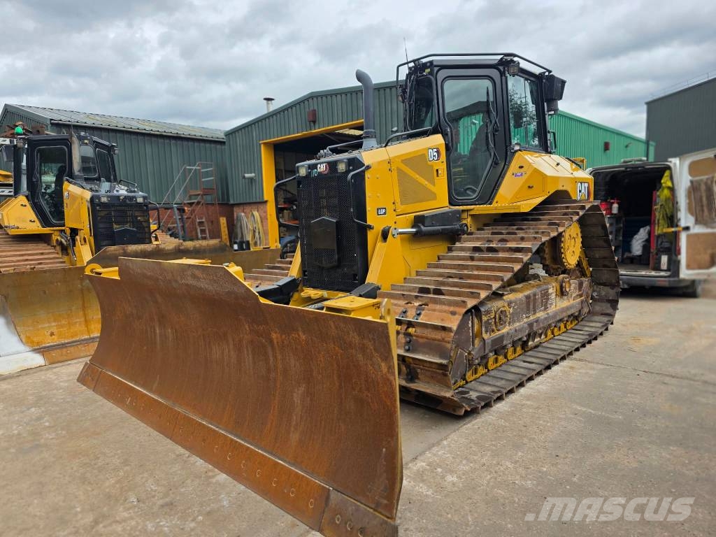 CAT D 5 LGP Bouteurs sur chenilles