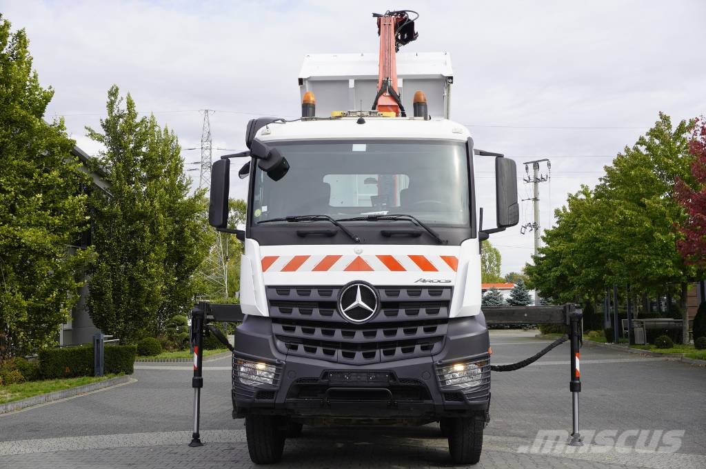 Mercedes-Benz Arocs 3236 8×4 / 90 tho. km / Fassi F155A.0.22 Wywrotki