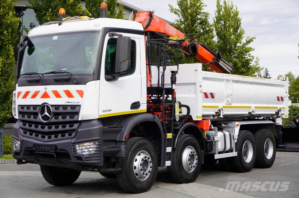 Mercedes-Benz Arocs 3236 8×4 / 90 tho. km / Fassi F155A.0.22 Wywrotki