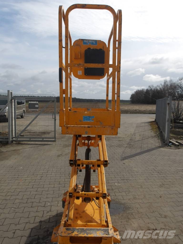 Airo XP5 E Scissor lifts