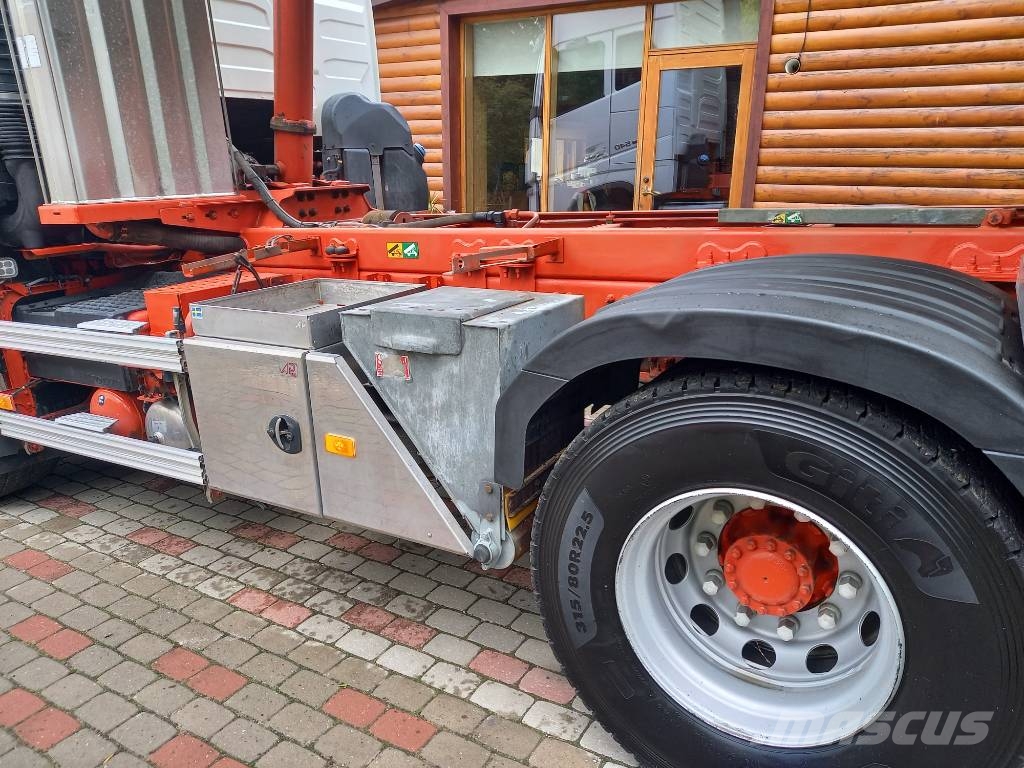 Volvo FH540, 8x4, RETARDER شاحنات قلابة