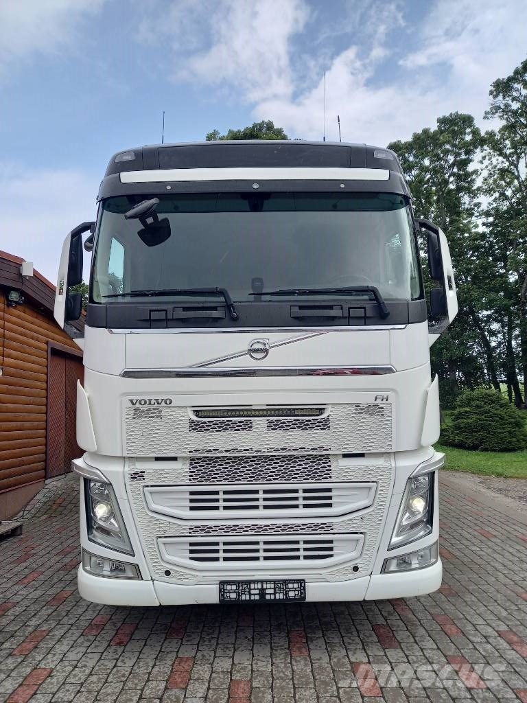 Volvo FH540, 8x4, RETARDER شاحنات قلابة