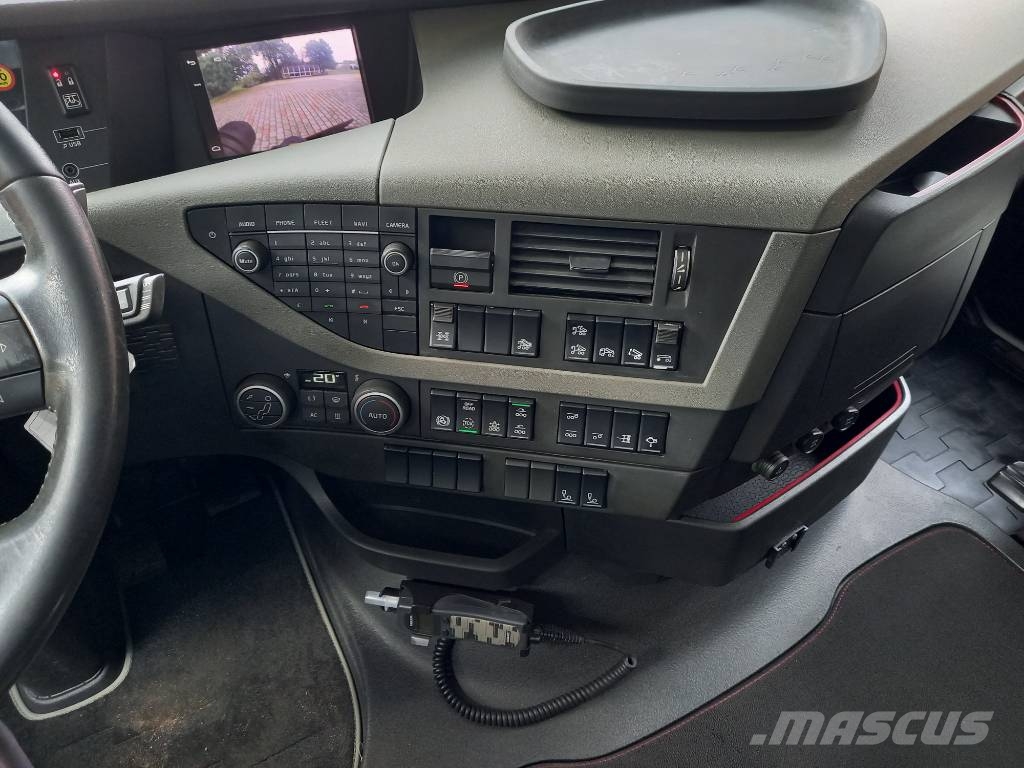 Volvo FH540, 8x4, RETARDER شاحنات قلابة