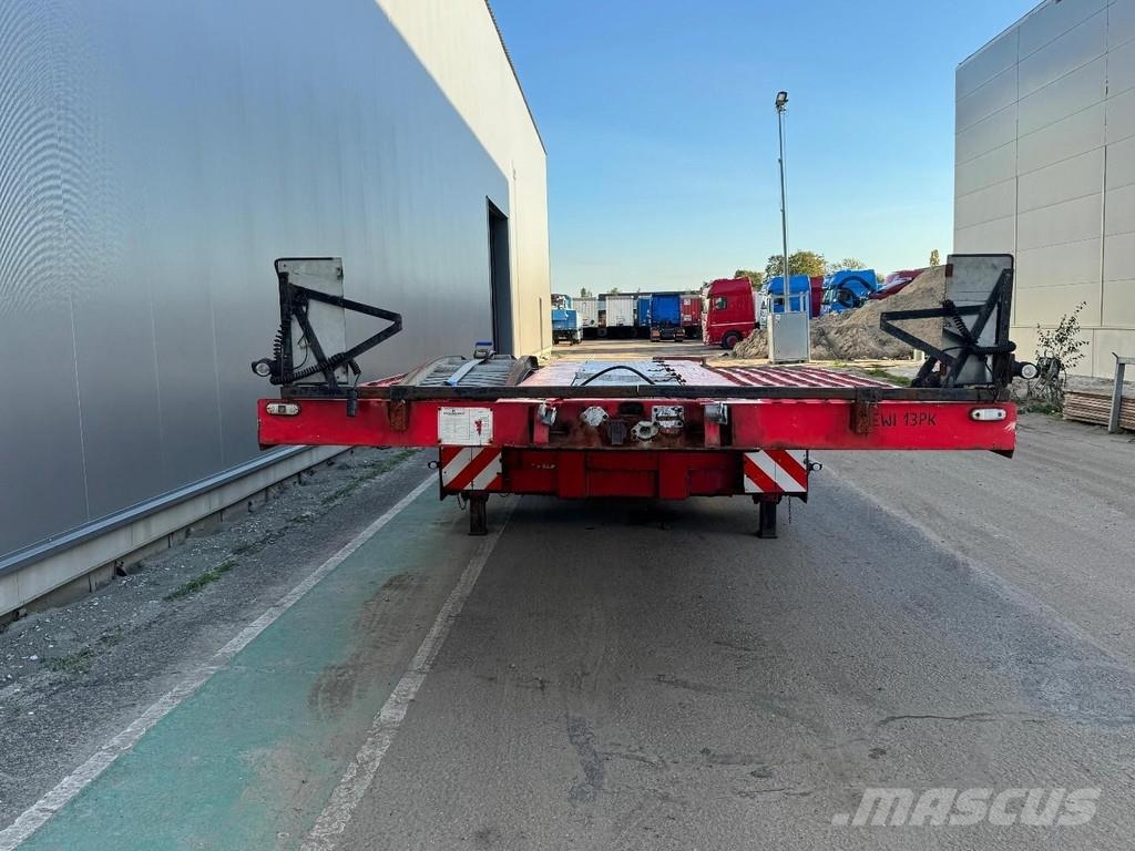 Kässbohrer 3 AXLE BPW TRUCKTRANSPORTER Autotreileri