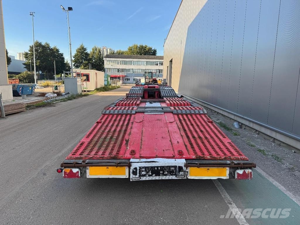 Kässbohrer 3 AXLE BPW TRUCKTRANSPORTER Autotreileri