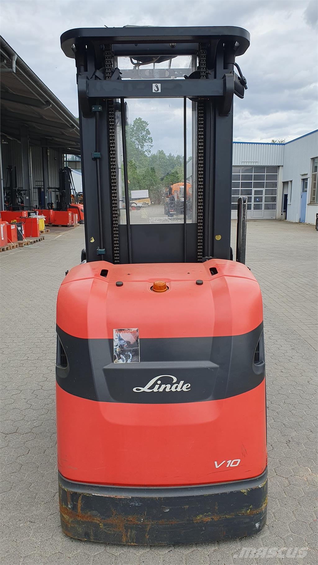 Linde V10 高型オーダーピッカー