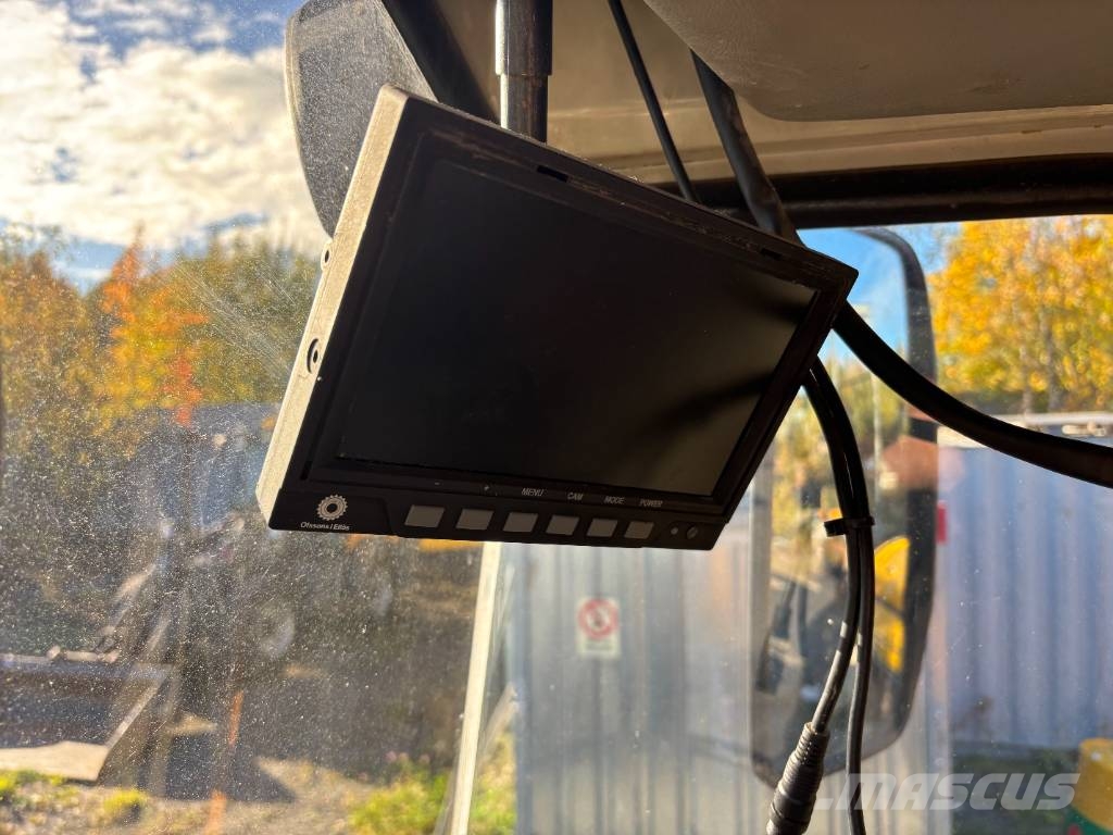 Ljungby L 15 Rataslaadurid