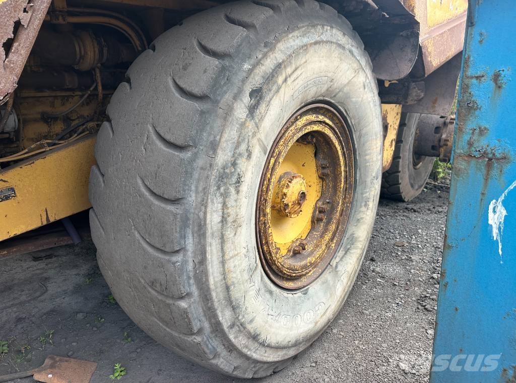 CAT 775 E Άκαμπτα Dumper με ανατρεπόμενο κάδο