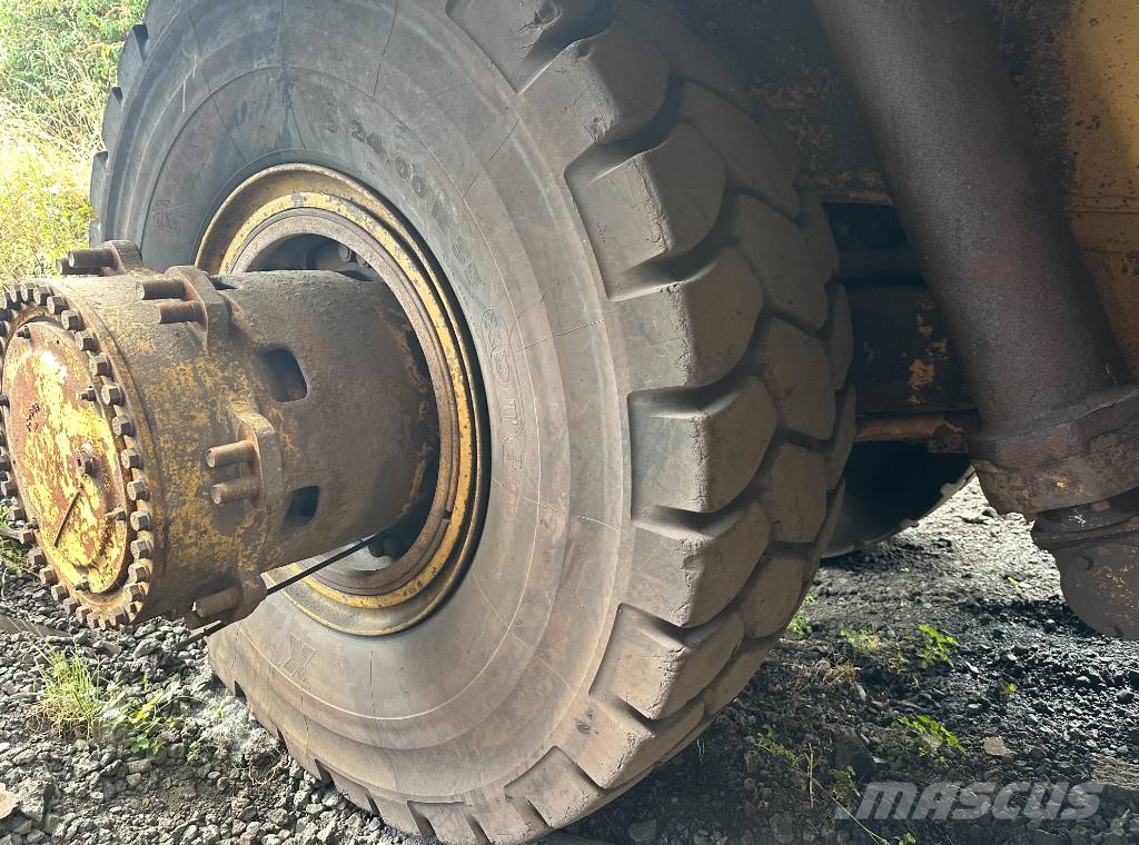 CAT 775 E Άκαμπτα Dumper με ανατρεπόμενο κάδο