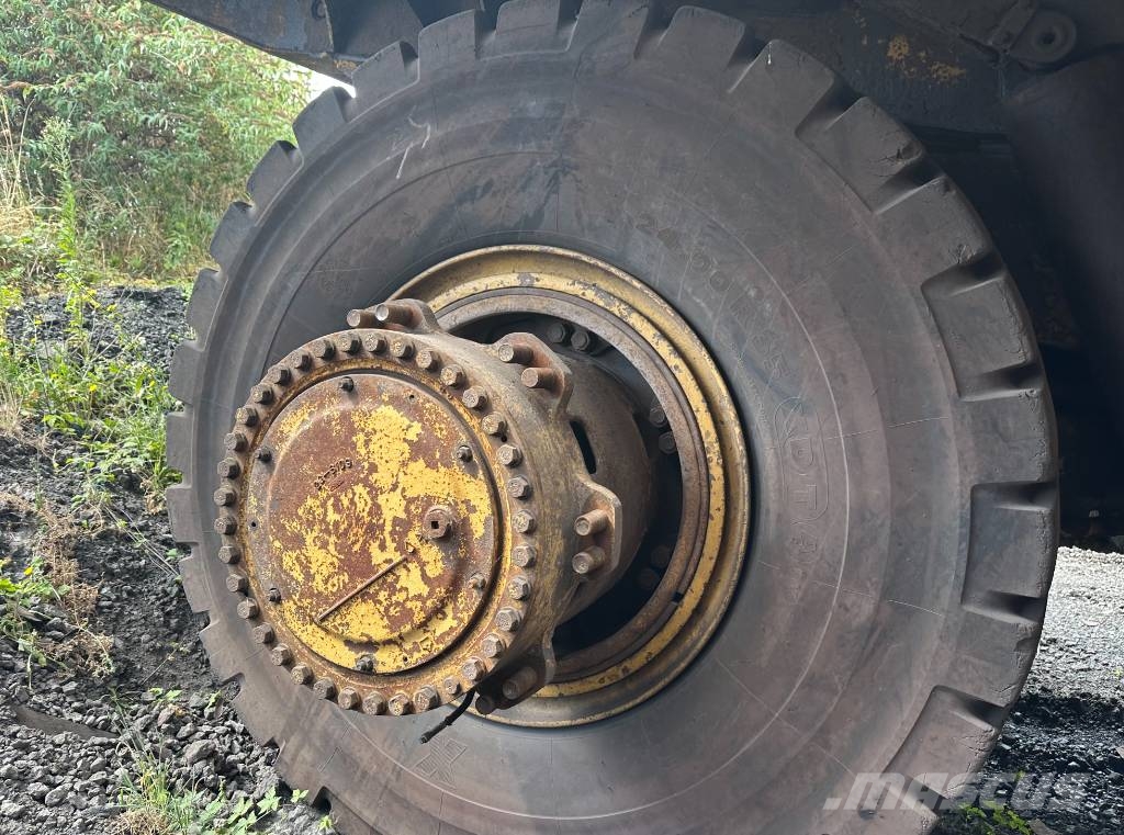 CAT 775 E Άκαμπτα Dumper με ανατρεπόμενο κάδο
