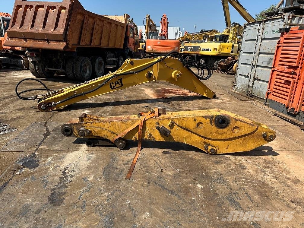 CAT 214 B FT boom Excavadoras de ruedas