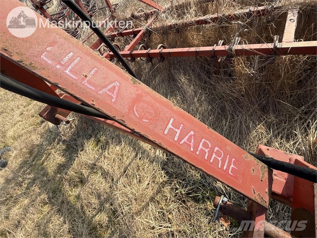 Lilla Harrie Fjäderharv Gradas de púas