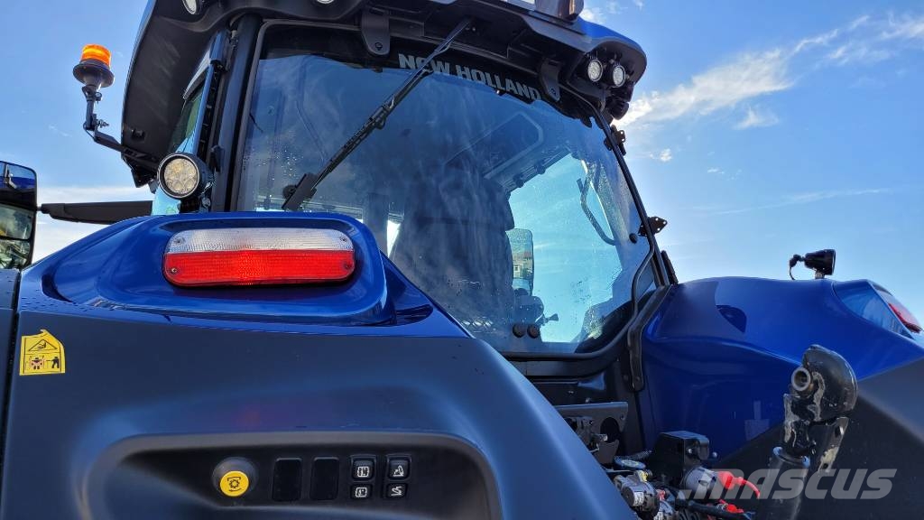 New Holland T7.315HD PLM Traktory