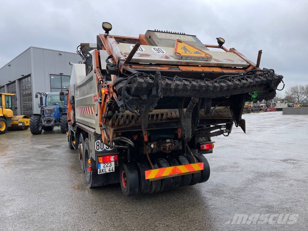 Renault Premium 300 Secmair 4000 liter Bitumen / Emulsion Bitumen sprayers