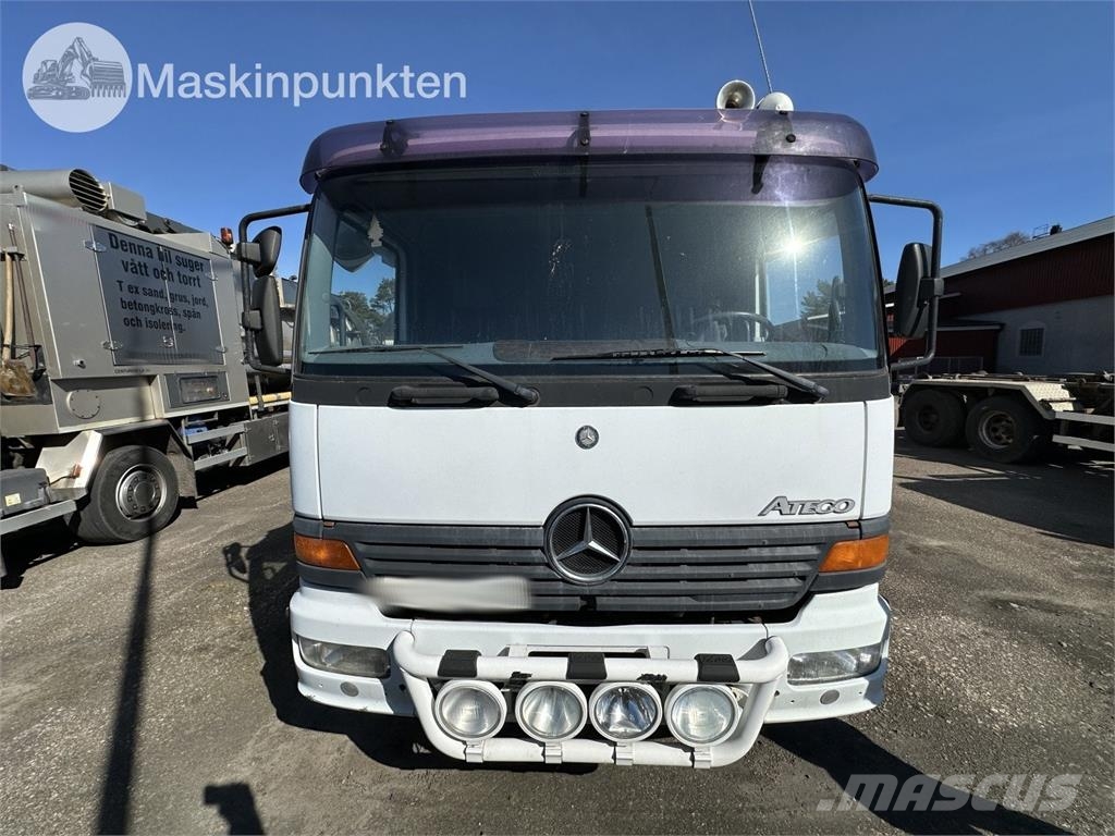 Mercedes-Benz 1223L4X2 Skåpbilar