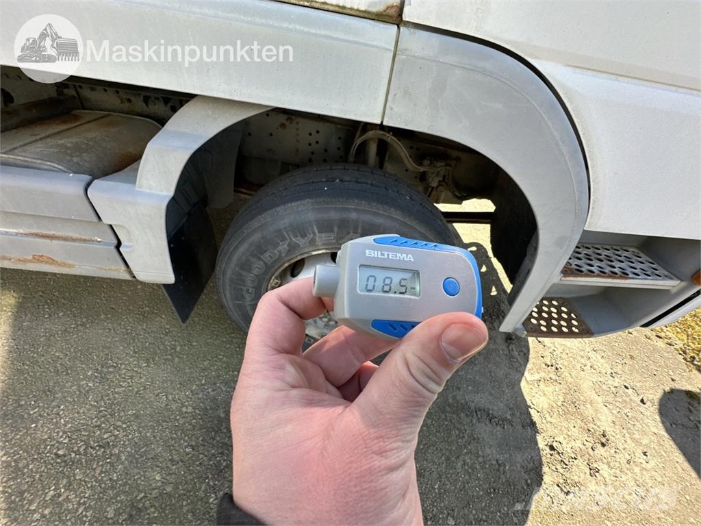Mercedes-Benz 1223L4X2 Skåpbilar