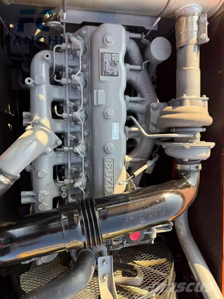 Hitachi ZX210 Escavadeiras de esteiras