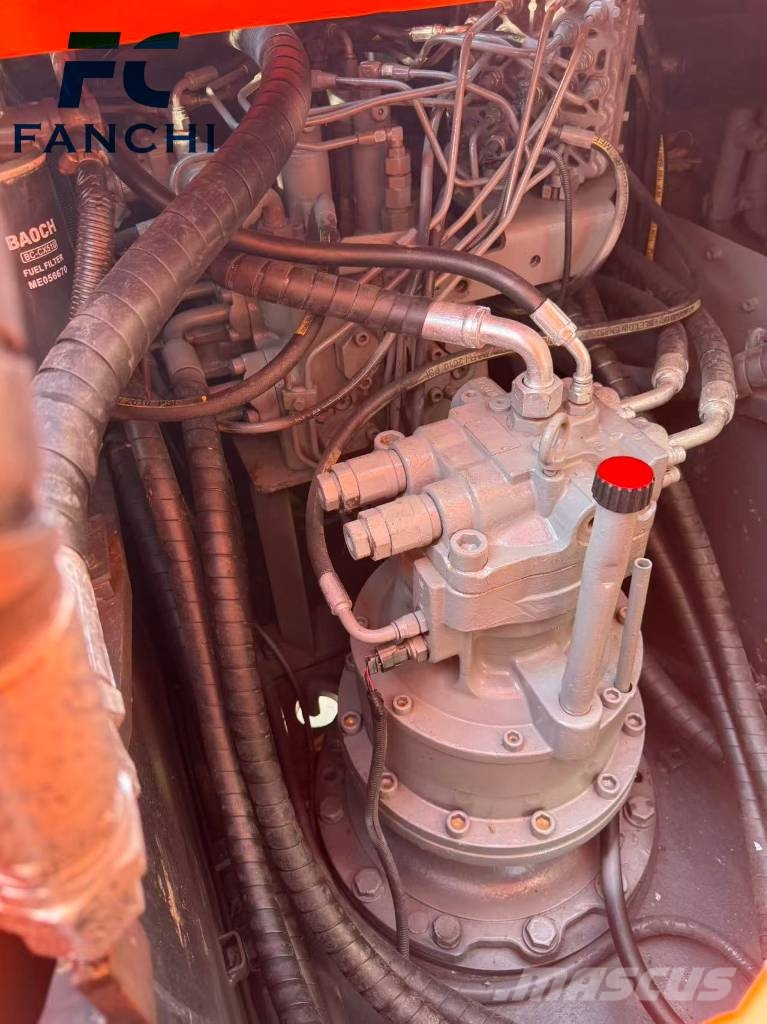 Hitachi ZX210 Escavadeiras de esteiras
