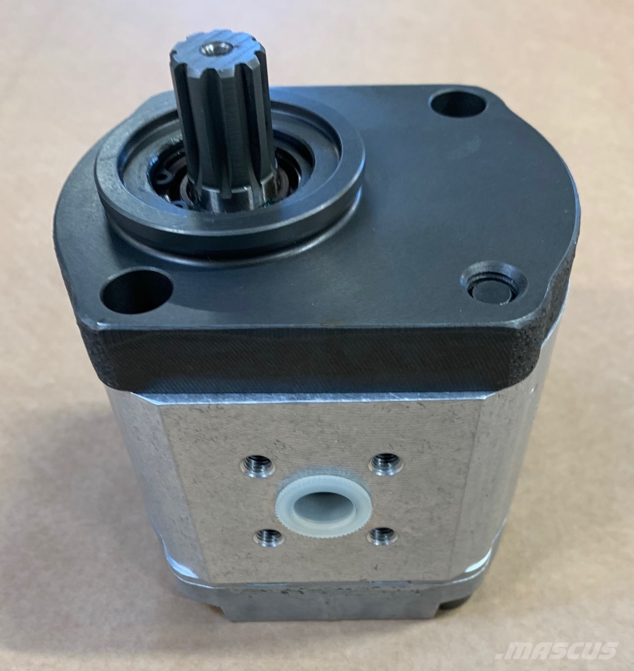 Deutz-Fahr AGROFARM Hydraulic pump 14cc SX 2.4539.120.0/10 液压